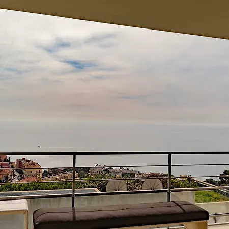 Regina Bay Apartment